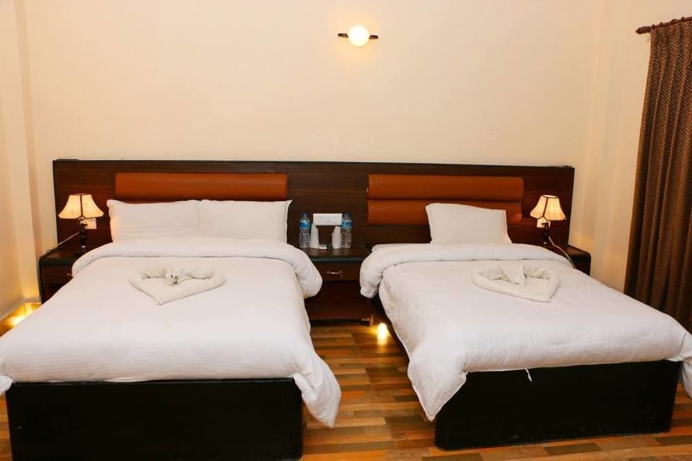 Hotel Royal Safari Sauraha Exteriér fotografie