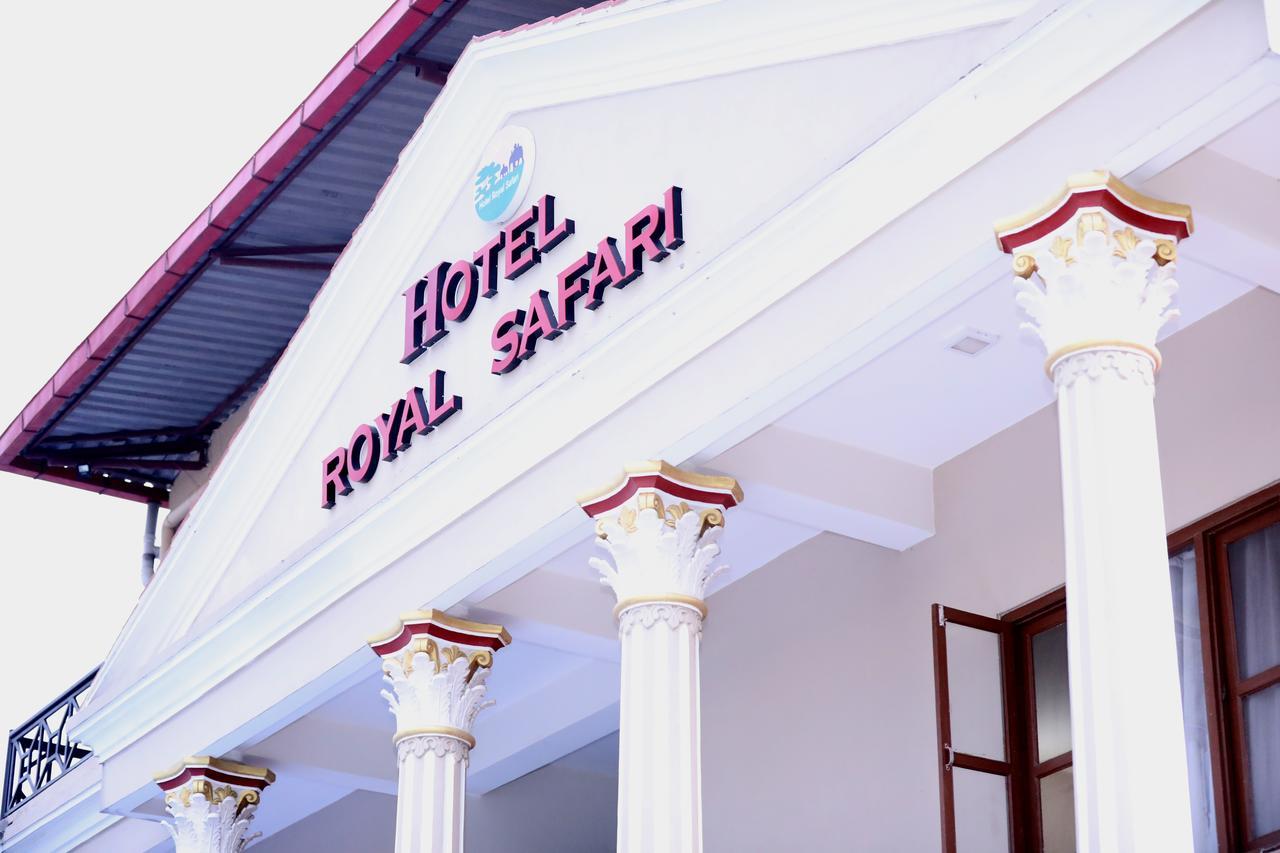 Hotel Royal Safari Sauraha Exteriér fotografie